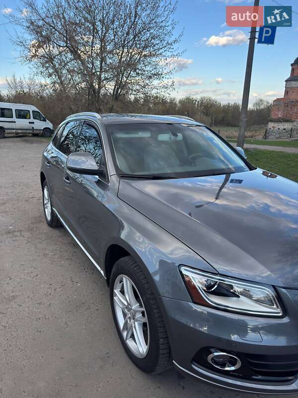 Внедорожник / Кроссовер Audi Q5 2014 в Дубно