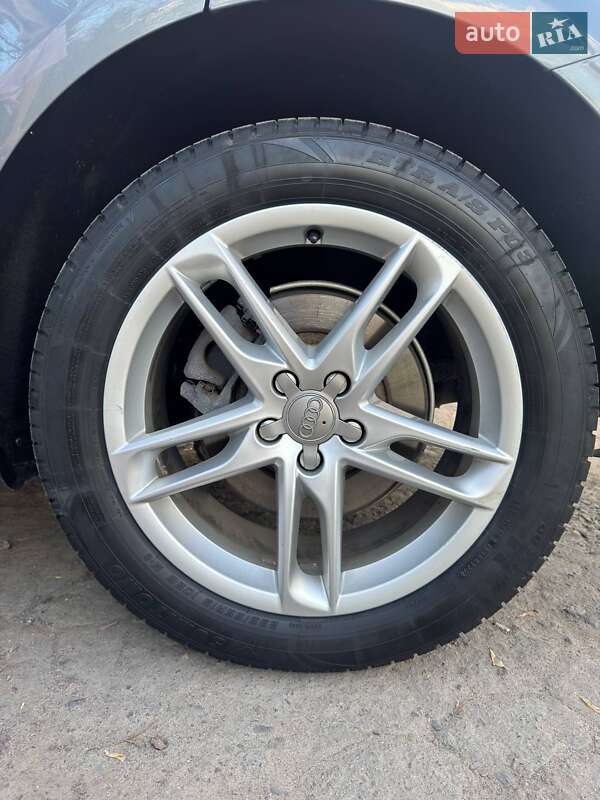 Внедорожник / Кроссовер Audi Q5 2014 в Дубно