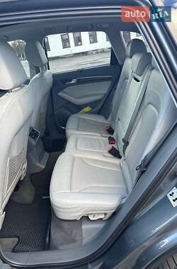 Внедорожник / Кроссовер Audi Q5 2014 в 