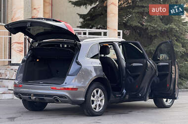 Позашляховик / Кросовер Audi Q5 2015 в 