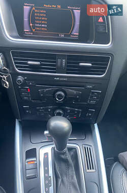 Внедорожник / Кроссовер Audi Q5 2011 в 