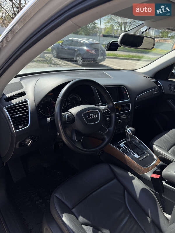 Внедорожник / Кроссовер Audi Q5 2013 в Львове