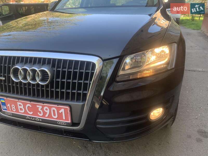 Позашляховик / Кросовер Audi Q5 2011 в Рівному