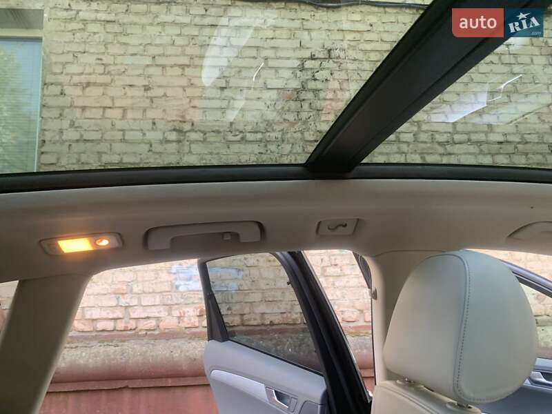 Позашляховик / Кросовер Audi Q5 2011 в Рівному