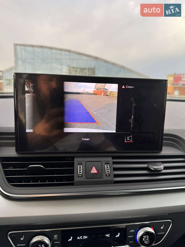 Позашляховик / Кросовер Audi Q5 2021 в Києві