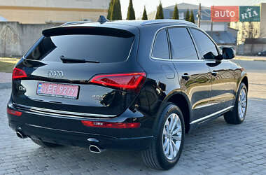 Внедорожник / Кроссовер Audi Q5 2016 в 