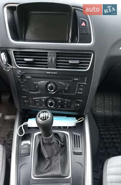 Внедорожник / Кроссовер Audi Q5 2010 в 