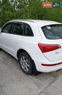 Внедорожник / Кроссовер Audi Q5 2010 в 