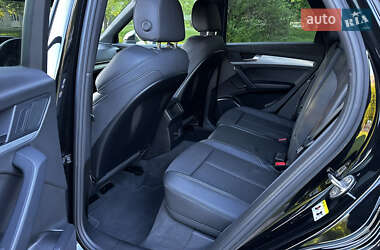 Внедорожник / Кроссовер Audi Q5 2022 в 