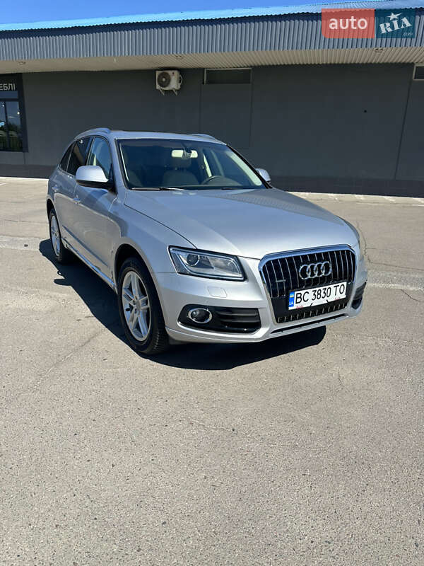 Позашляховик / Кросовер Audi Q5 2015 в Львові
