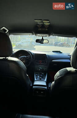Внедорожник / Кроссовер Audi Q5 2011 в 