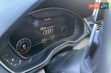 Внедорожник / Кроссовер Audi Q5 2017 в 
