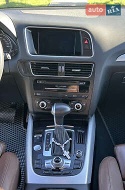 Внедорожник / Кроссовер Audi Q5 2017 в 