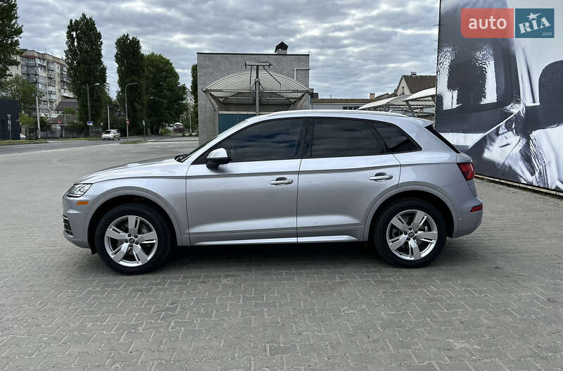 Внедорожник / Кроссовер Audi Q5 2017 в Хмельницком
