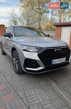 Внедорожник / Кроссовер Audi Q5 2022 в 