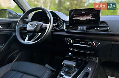 Внедорожник / Кроссовер Audi Q5 2023 в 