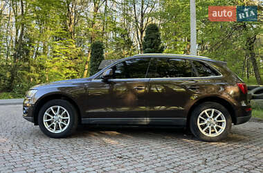 Внедорожник / Кроссовер Audi Q5 2011 в 
