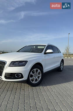 Внедорожник / Кроссовер Audi Q5 2013 в 