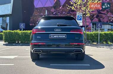 Внедорожник / Кроссовер Audi Q5 2020 в 