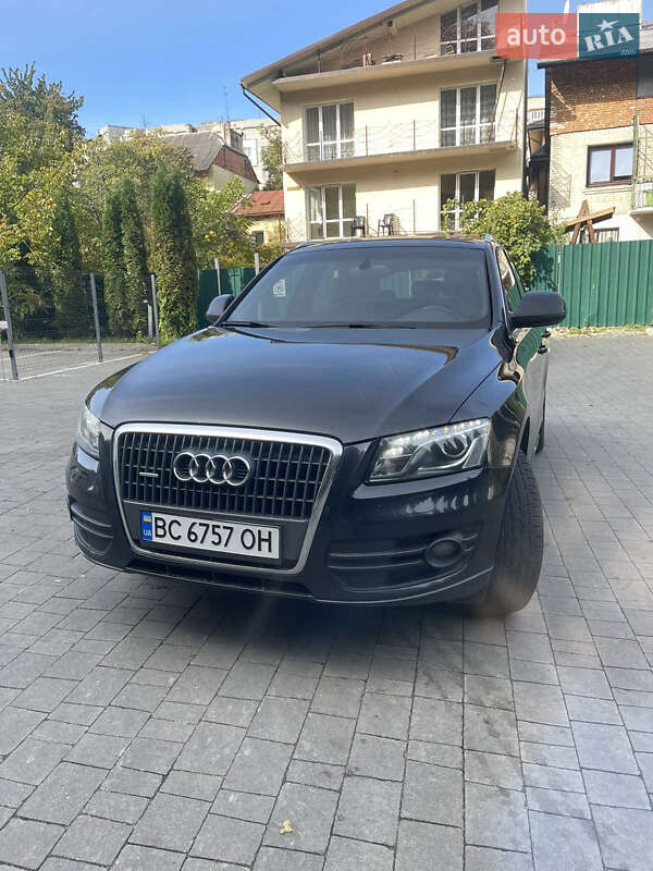 Позашляховик / Кросовер Audi Q5 2011 в 