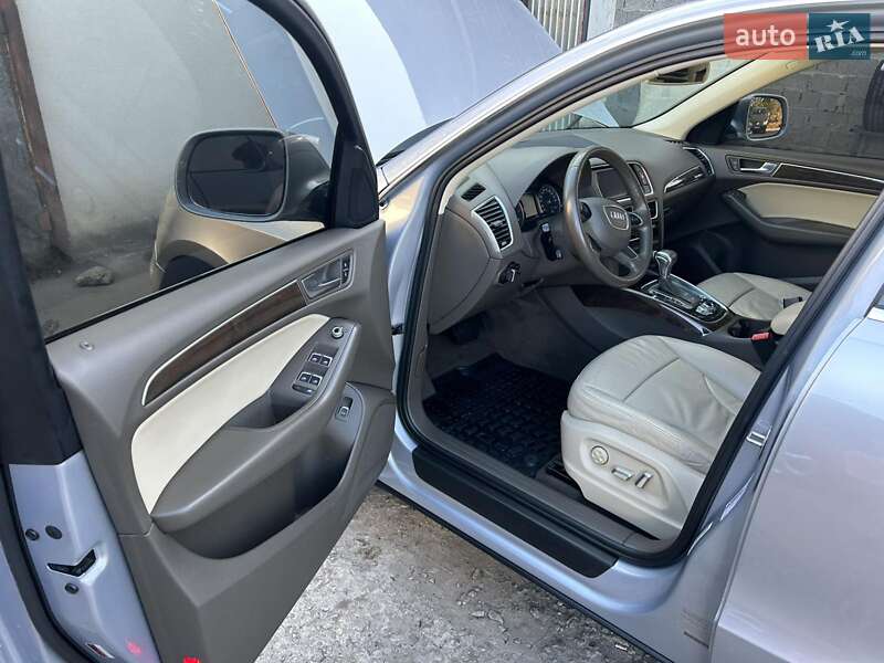 Позашляховик / Кросовер Audi Q5 2015 в Львові