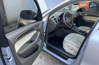 Внедорожник / Кроссовер Audi Q5 2015 в 