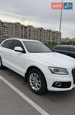 Внедорожник / Кроссовер Audi Q5 2015 в 