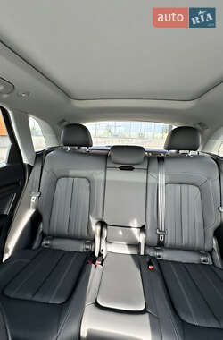 Внедорожник / Кроссовер Audi Q5 2023 в 