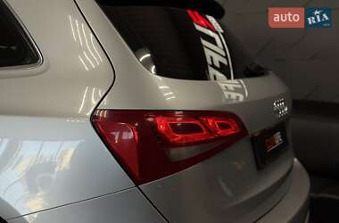 Внедорожник / Кроссовер Audi Q5 2011 в 