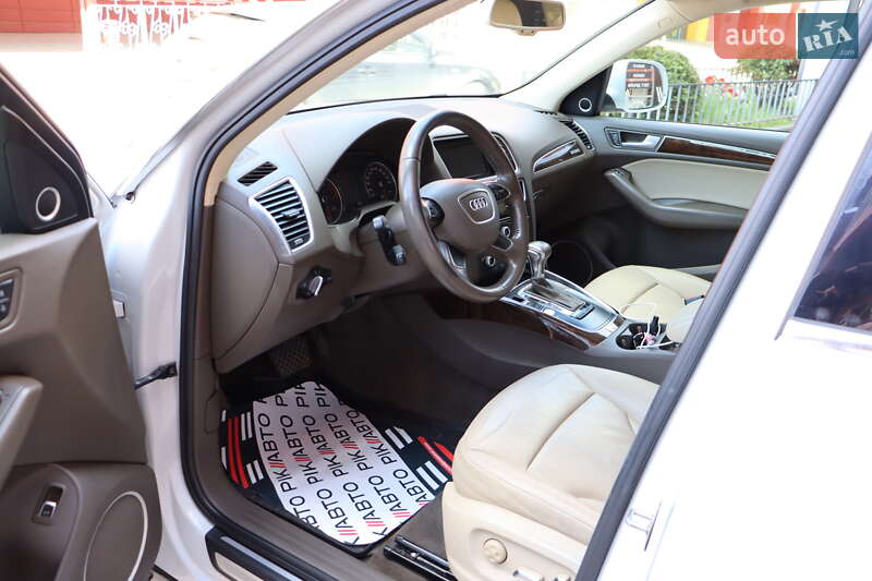 Позашляховик / Кросовер Audi Q5 2013 в Львові фото 15 Позашляховик / Кросовер Audi Q5 2013 в Львові