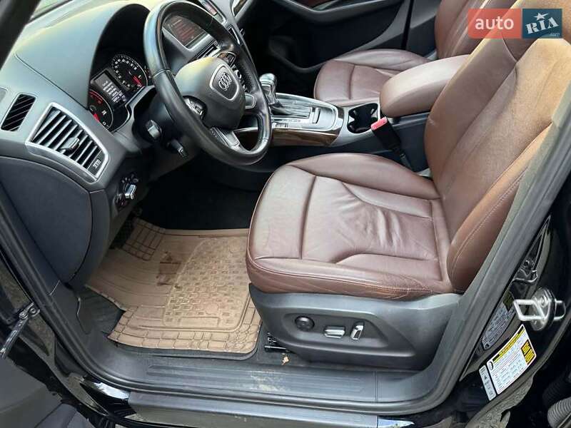 Внедорожник / Кроссовер Audi Q5 2015 в Ровно
