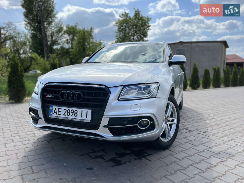 Позашляховик / Кросовер Audi Q5 2013 в 