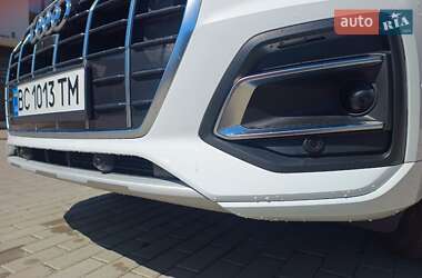 Позашляховик / Кросовер Audi Q5 2020 в 