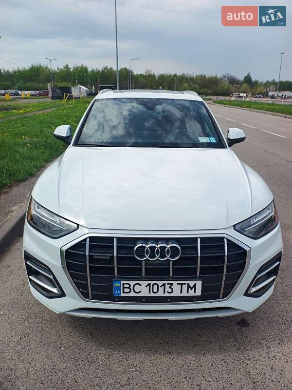 Позашляховик / Кросовер Audi Q5 2020 в Львові