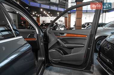 Внедорожник / Кроссовер Audi Q5 2021 в 