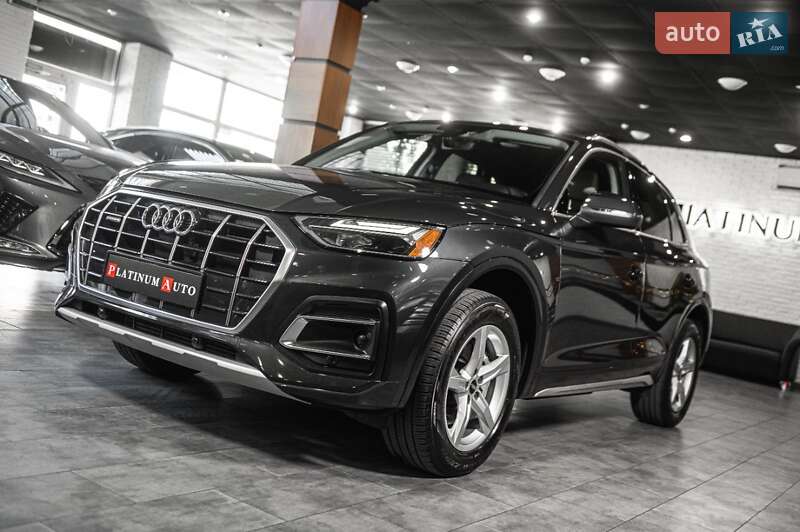 Внедорожник / Кроссовер Audi Q5 2021 в Одессе