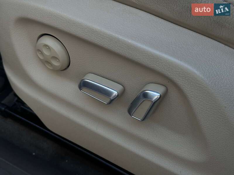 Внедорожник / Кроссовер Audi Q5 2017 в Одессе