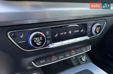 Позашляховик / Кросовер Audi Q5 2018 в 