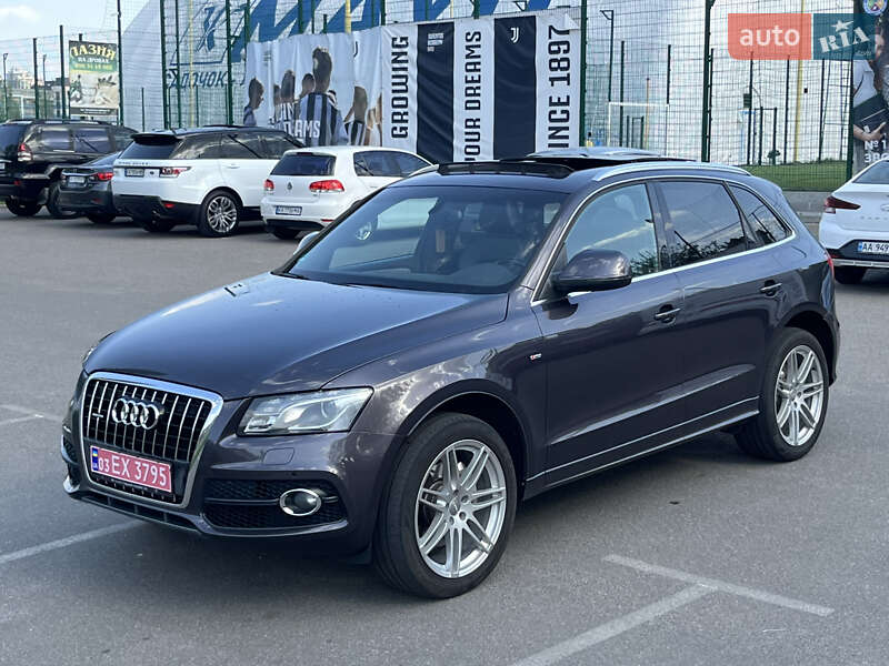 Позашляховик / Кросовер Audi Q5 2011 в 