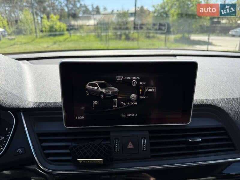 Внедорожник / Кроссовер Audi Q5 2017 в Киеве