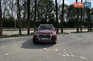 Внедорожник / Кроссовер Audi Q5 2017 в 