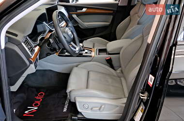 Внедорожник / Кроссовер Audi Q5 2022 в 