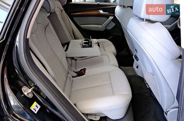 Внедорожник / Кроссовер Audi Q5 2022 в 