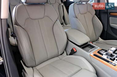 Внедорожник / Кроссовер Audi Q5 2022 в 