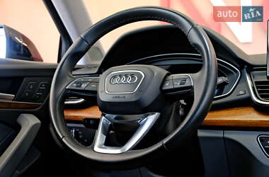 Внедорожник / Кроссовер Audi Q5 2022 в 