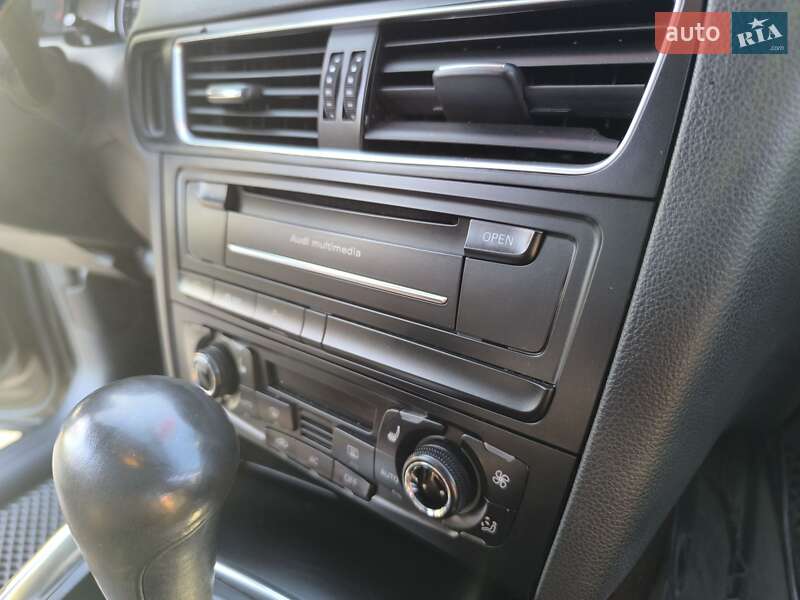 Внедорожник / Кроссовер Audi Q5 2012 в Одессе