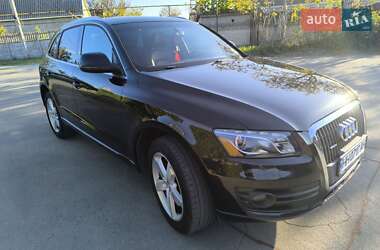 Внедорожник / Кроссовер Audi Q5 2012 в 