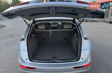 Внедорожник / Кроссовер Audi Q5 2011 в 