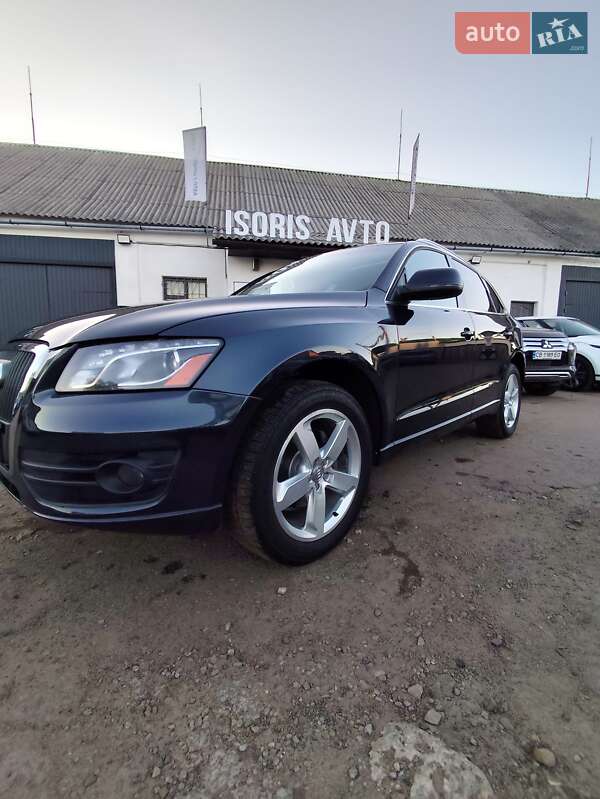 Внедорожник / Кроссовер Audi Q5 2012 в Чернигове