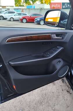 Внедорожник / Кроссовер Audi Q5 2012 в 
